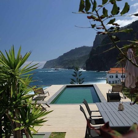 Casa Del Mar- Wonderfull Sea Views & Swimming Pool Villa Ponta Delgada  Eksteriør billede