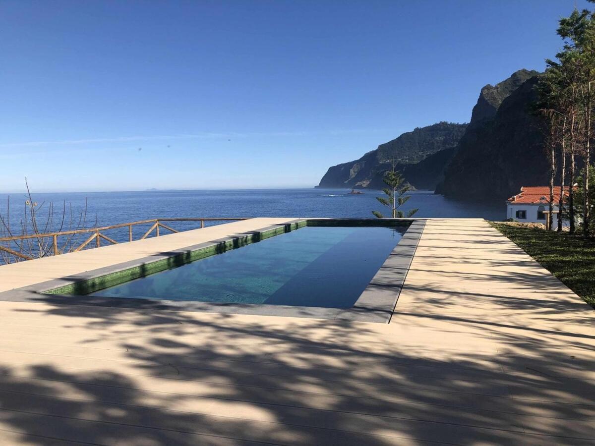 Casa Del Mar- Wonderfull Sea Views & Swimming Pool Villa Ponta Delgada  Eksteriør billede