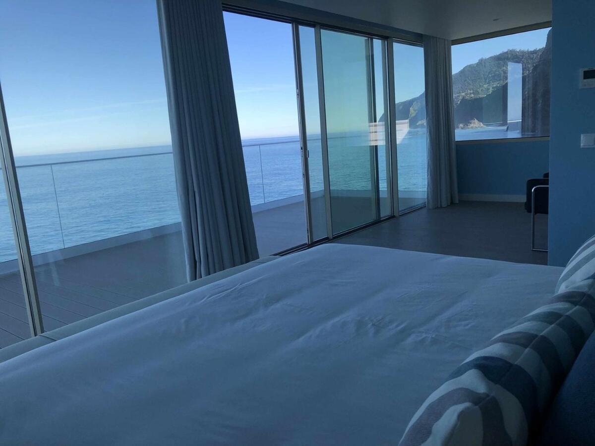 Casa Del Mar- Wonderfull Sea Views & Swimming Pool Villa Ponta Delgada  Eksteriør billede
