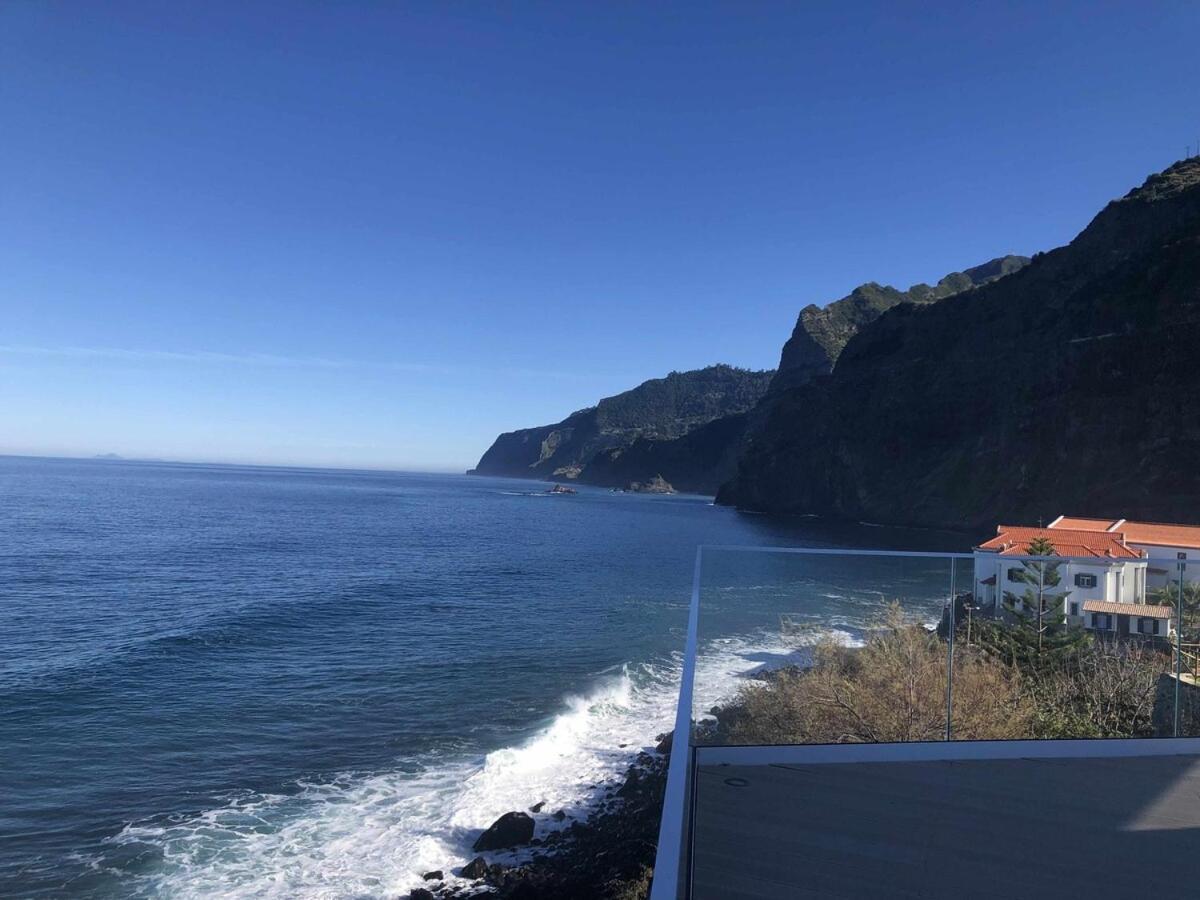 Casa Del Mar- Wonderfull Sea Views & Swimming Pool Villa Ponta Delgada  Eksteriør billede