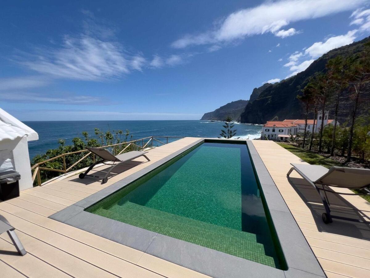 Casa Del Mar- Wonderfull Sea Views & Swimming Pool Villa Ponta Delgada  Eksteriør billede